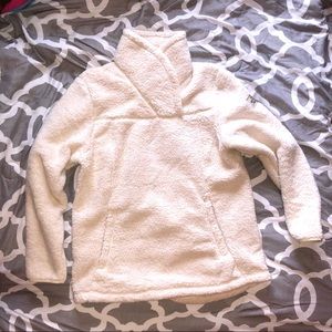 BRAND NEW The North Face Fleece
